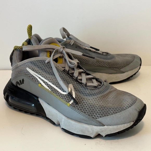 NIKE Air Max 2090 GS 'Wolf Grey' Sneakers CJ4066-002 size 4.5Y *CLEAN - Picture 1 of 8
